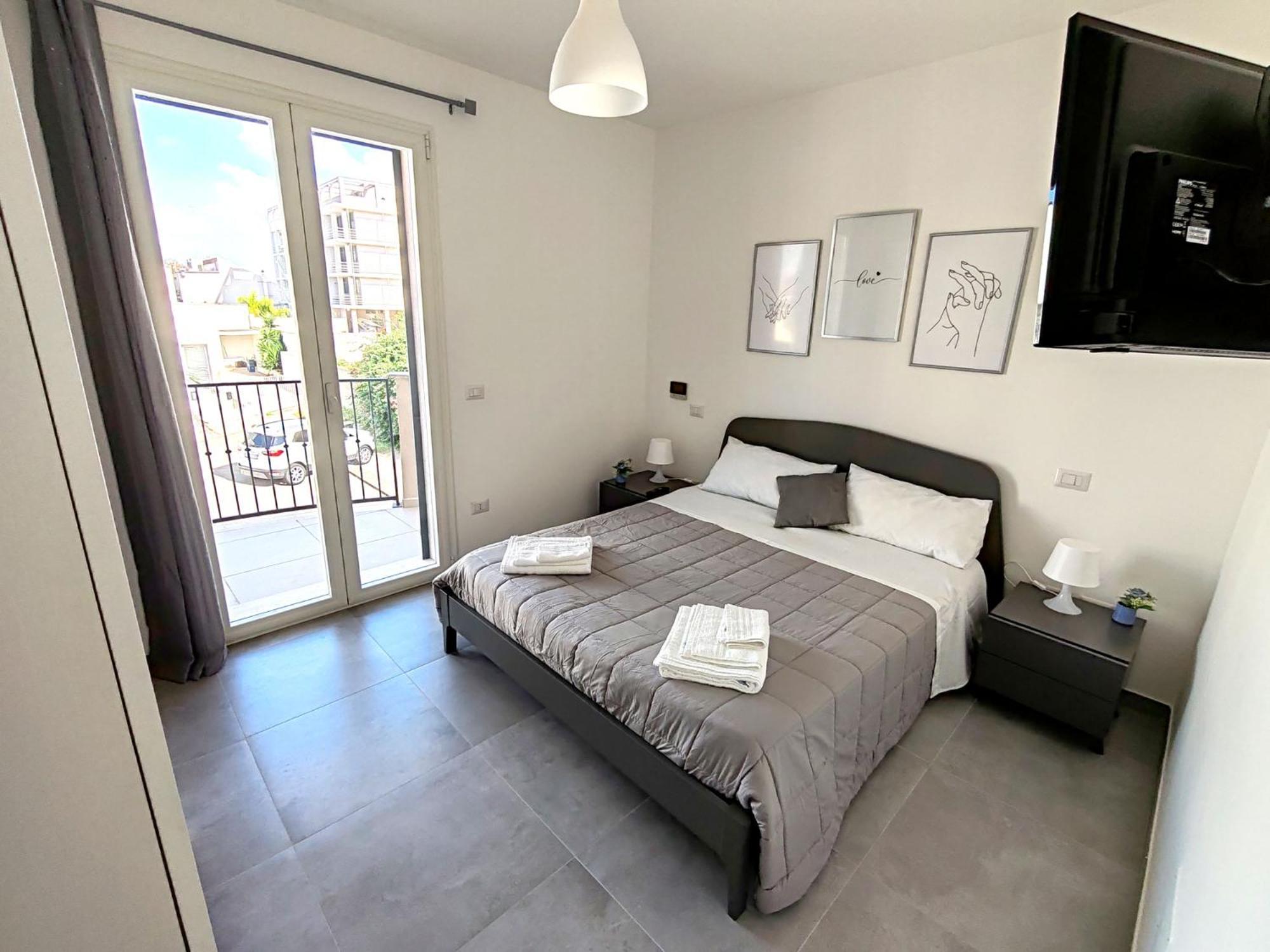La Dama Di Loto Apartman Lecce Kültér fotó